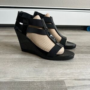 Donald J. Pliner Black and Beige Wedge Sandals